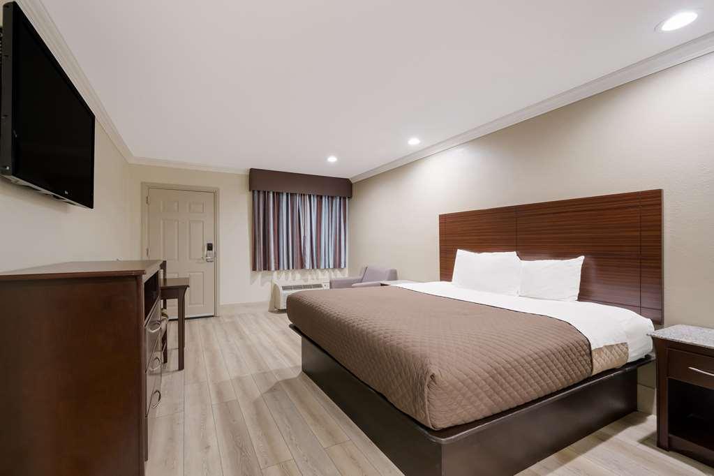 Americas Best Value Inn Houston Heights At I-45 Kamer foto